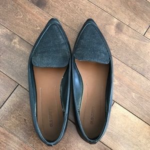 Old Navy Flats - Black- Size 8